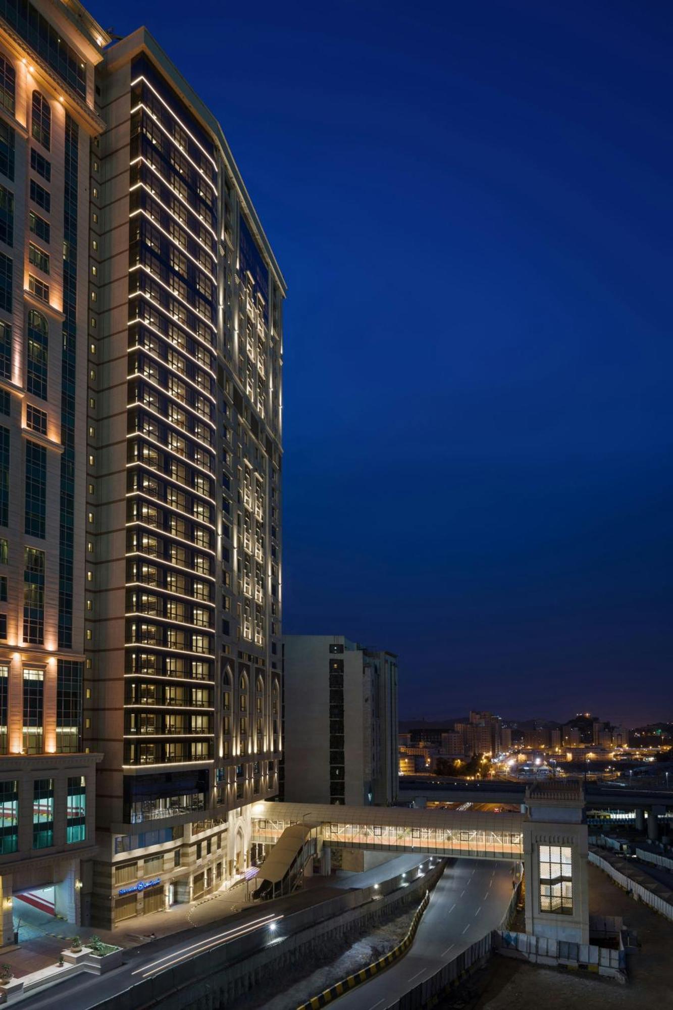 쉐라톤 마카 자발 알 카바 호텔 메카 외부 사진 Residential complex in the city