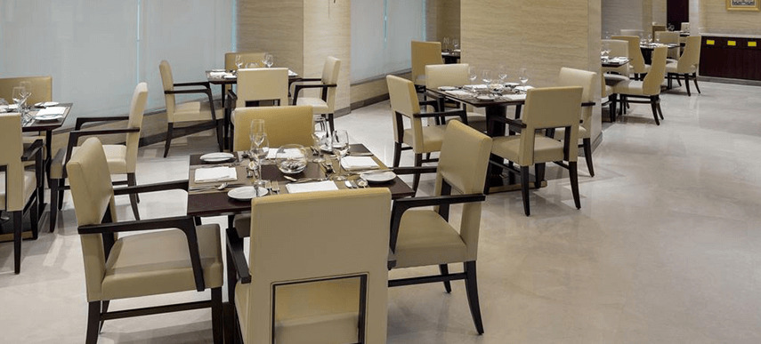 쉐라톤 마카 자발 알 카바 호텔 메카 외부 사진 Restaurant interior